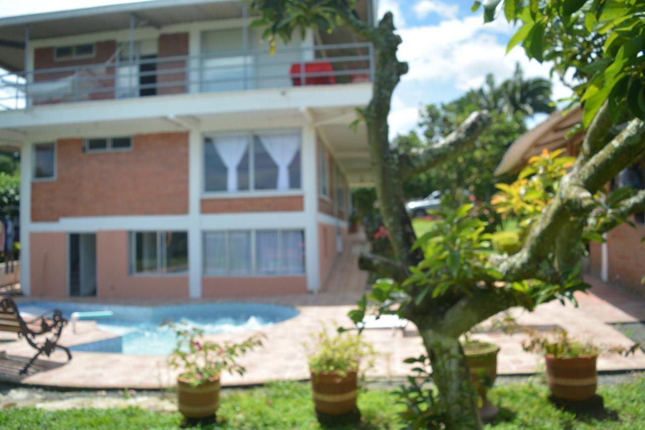 Hotel Campestre Sueno Del Abuelo Pereira Exteriör bild
