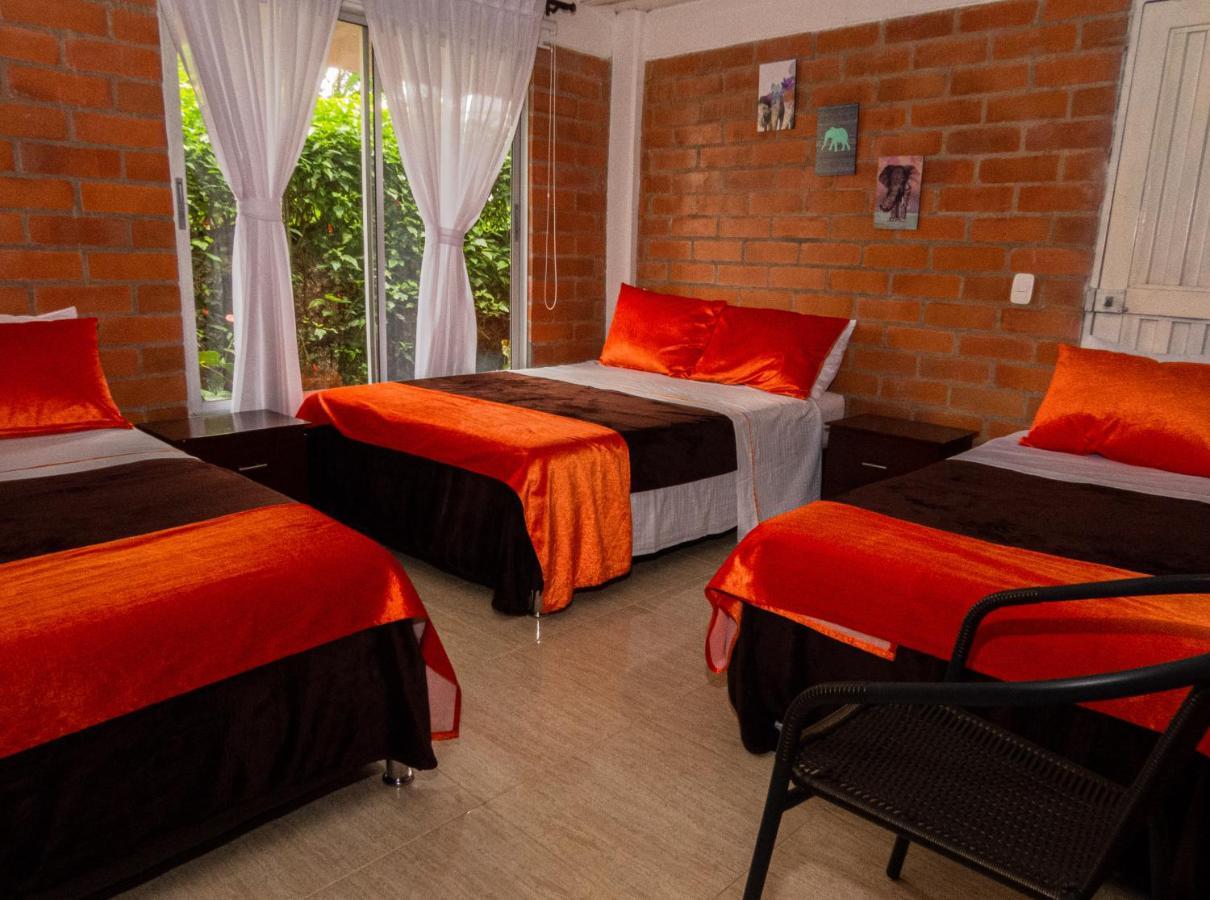 Hotel Campestre Sueno Del Abuelo Pereira Exteriör bild