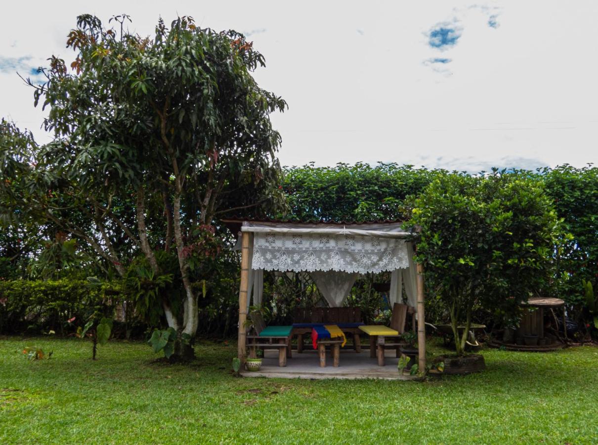 Hotel Campestre Sueno Del Abuelo Pereira Exteriör bild